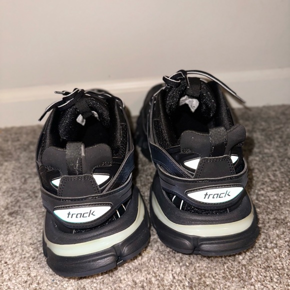 Men’s Balenciga Led Track size 9 - Picture 5 of 10